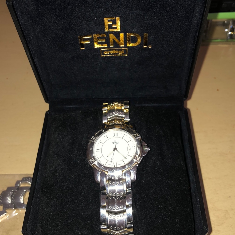 Fendi watch unisex - Picture 2 of 13